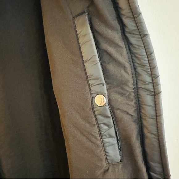 ZARA Oversized Puffer Vest Black - Picture 9 of 12